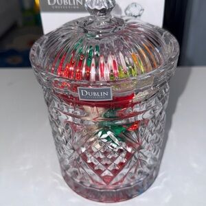 NWT..Dublin Clear Crystal Biscuit Jar